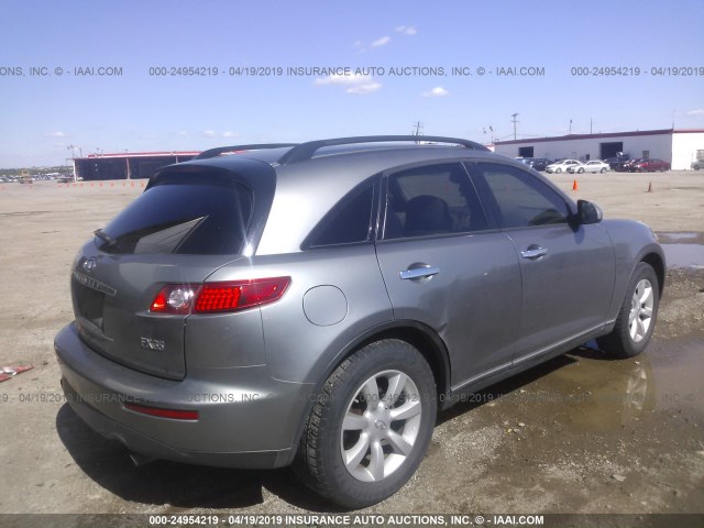 JNRAS08W35X212784 - 2005 INFINITI FX35 GRAY photo 4