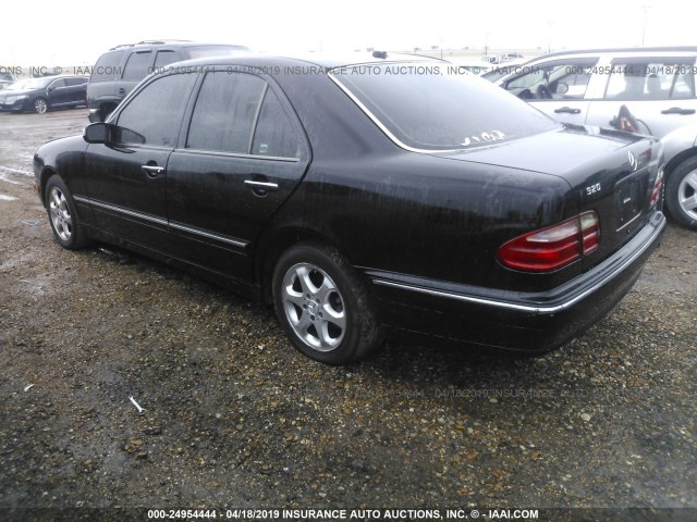 WDBJF65J42B447010 - 2002 MERCEDES-BENZ E 320 BLACK photo 3