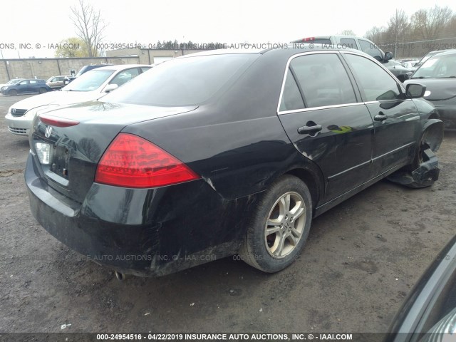 1HGCM56317A117818 - 2007 HONDA ACCORD SE BLACK photo 4