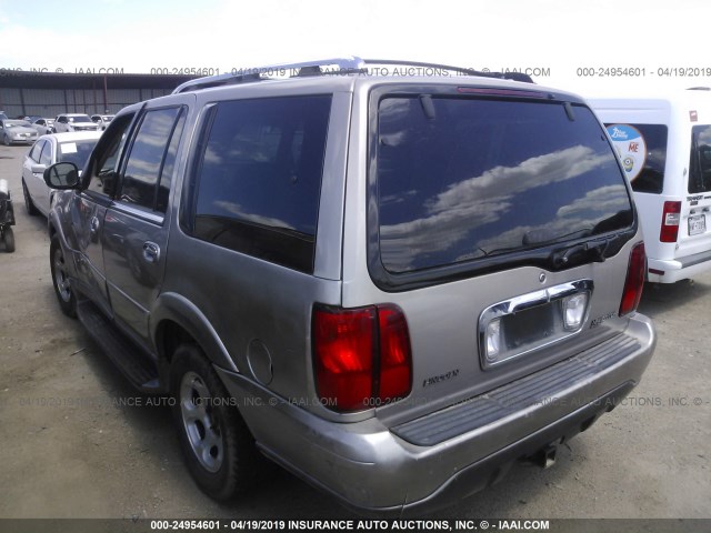 5LMEU27R02LJ07828 - 2002 LINCOLN NAVIGATOR 棕色 照片 3