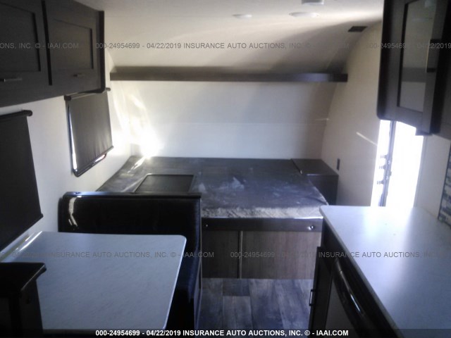 4X4TSMV13KY002923 - 2019 FOREST RIVER OTHER  SILVER photo 5