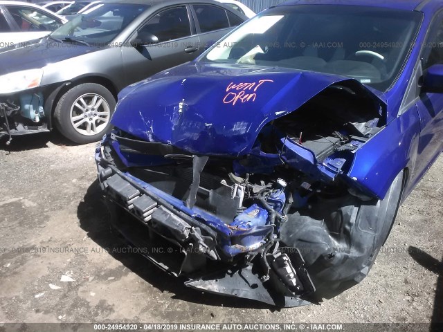 1FADP3K24EL444135 - 2014 FORD FOCUS SE BLUE photo 6