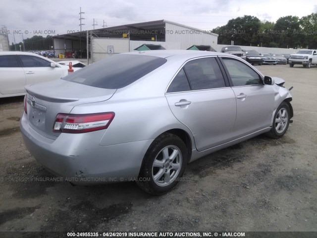 4T4BF3EK5AR028150 - 2010 TOYOTA CAMRY SE/LE/XLE SILVER photo 4