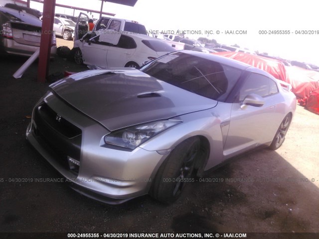 JN1AR5EF5AM231185 - 2010 NISSAN GT-R PREMIUM SILVER photo 2