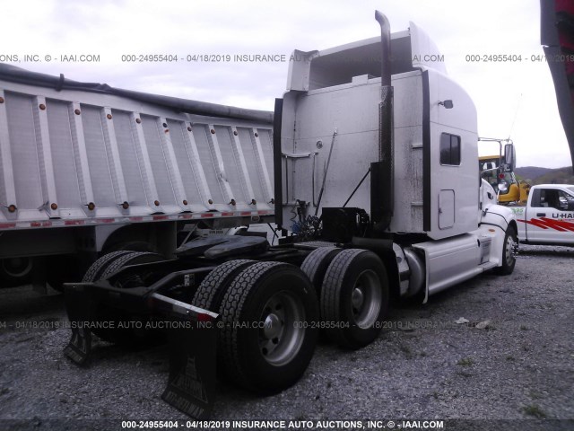 1XPHD49X4CD127750 - 2012 PETERBILT 386 WHITE photo 4