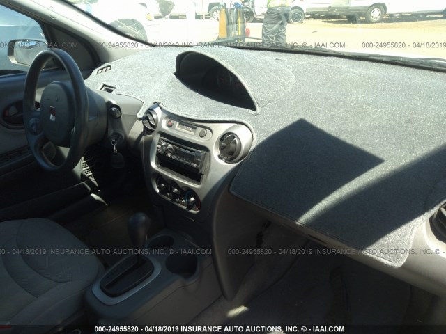 1G8AJ52F74Z115982 - 2004 SATURN ION LEVEL 2 银色 照片 5