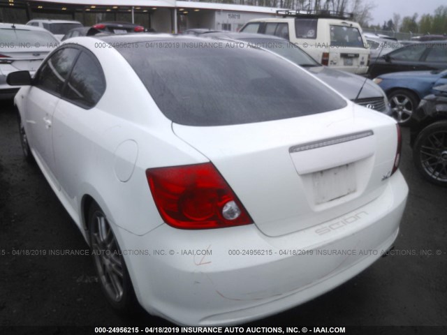 JTKDE177450005360 - 2005 TOYOTA SCION TC WHITE photo 3