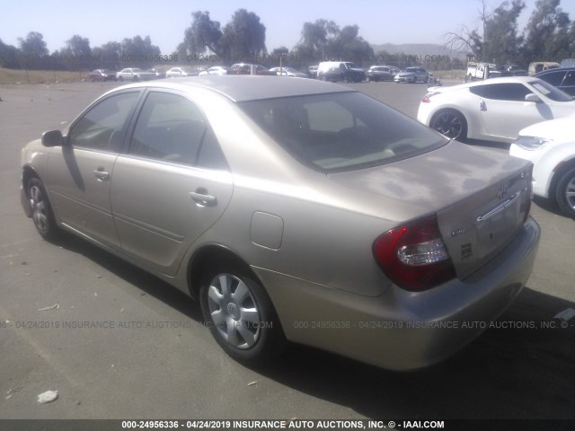 JTDBE32K620048051 - 2002 TOYOTA CAMRY LE/XLE/SE GOLD photo 3