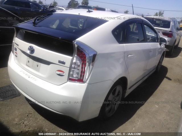 JTDKN3DU8D5599831 - 2013 TOYOTA PRIUS WHITE photo 4