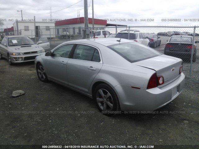 1G1ZJ57B69F175557 - 2009 CHEVROLET MALIBU 2LT SILVER photo 3