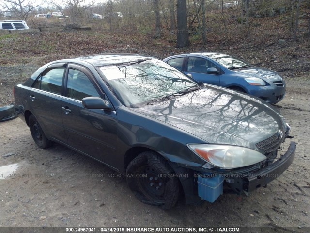 4T1BE32K02U584031 - 2002 TOYOTA CAMRY LE/XLE/SE GREEN photo 1