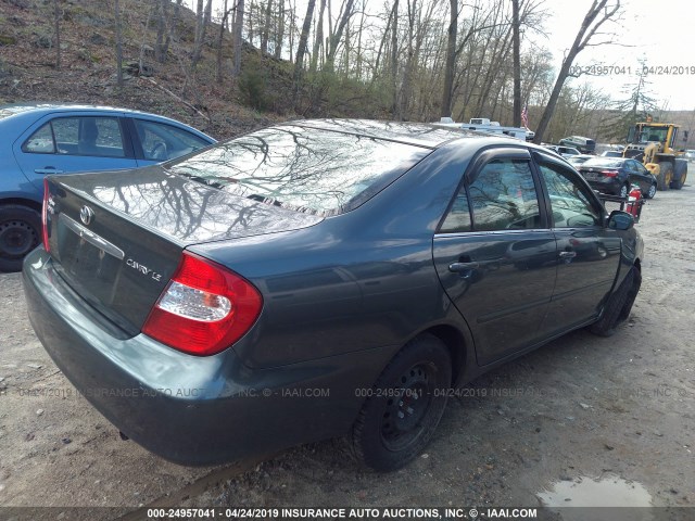 4T1BE32K02U584031 - 2002 TOYOTA CAMRY LE/XLE/SE GREEN photo 4