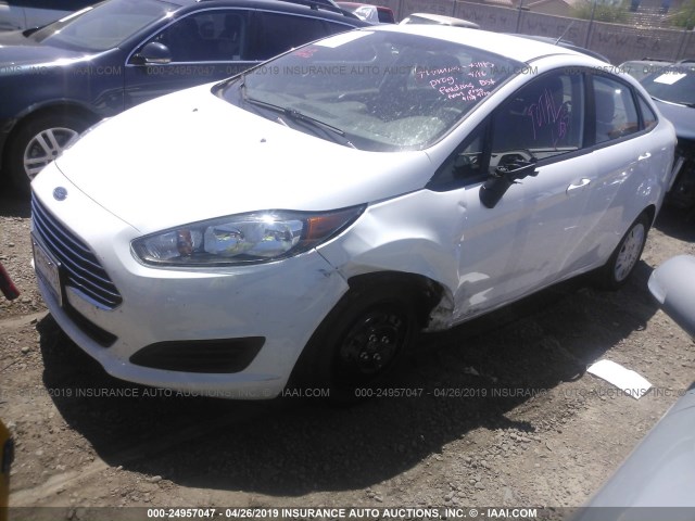 3FADP4AJ9KM123054 - 2019 FORD FIESTA S WHITE photo 2