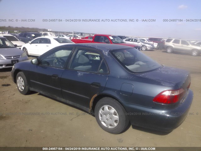 1HGCF854XWA150983 - 1998 HONDA ACCORD DX BLUE photo 3