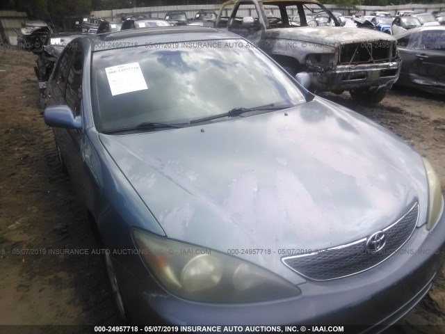 4T1BF32K13U545060 - 2003 TOYOTA CAMRY LE/XLE/SE BLUE photo 1