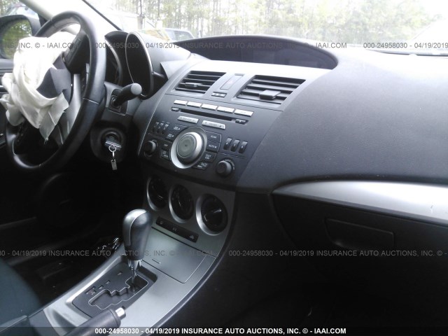 JM1BL1S52A1191950 - 2010 MAZDA 3 S WHITE photo 5