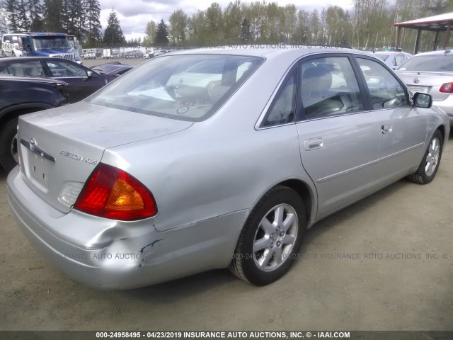 4T1BF28BX2U246215 - 2002 TOYOTA AVALON XL/XLS SILVER photo 4