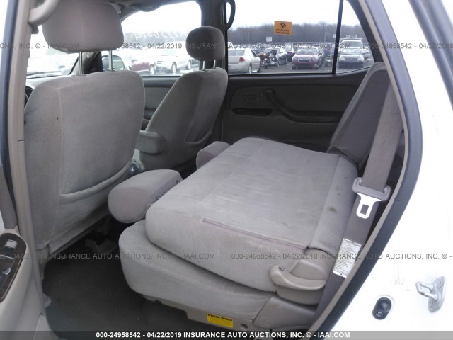 5TDBT44A52S088764 - 2002 TOYOTA SEQUOIA SR5 WHITE photo 8