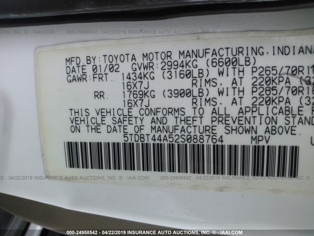 5TDBT44A52S088764 - 2002 TOYOTA SEQUOIA SR5 WHITE photo 9