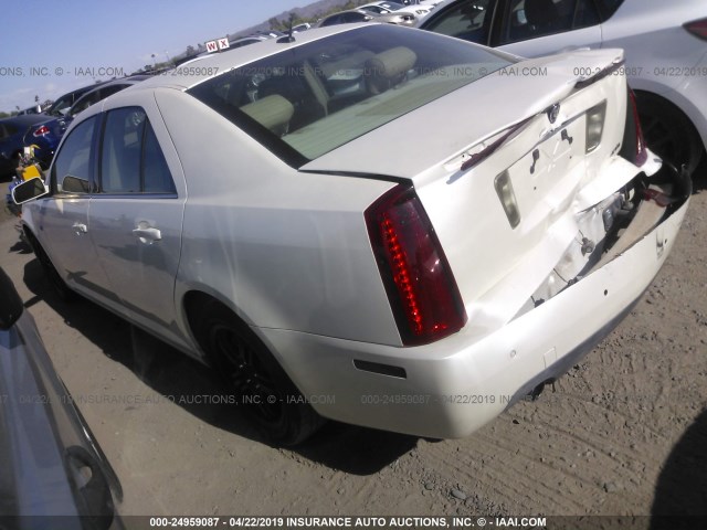 1G6DW677850180778 - 2005 CADILLAC STS WHITE photo 3