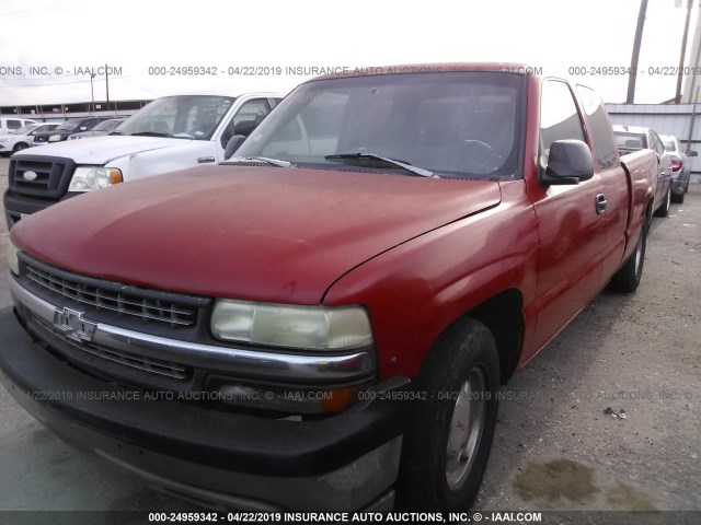 2GCEC19V6X1221165 - 1999 CHEVROLET SILVERADO C1500 RED photo 2