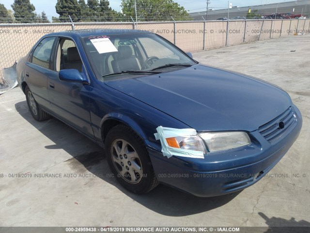 JT2BF28K9X0188867 - 1999 TOYOTA CAMRY LE/XLE BLUE photo 1