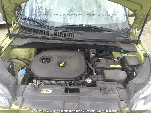 KNDJP3A52F7802691 - 2015 KIA SOUL + GREEN photo 10