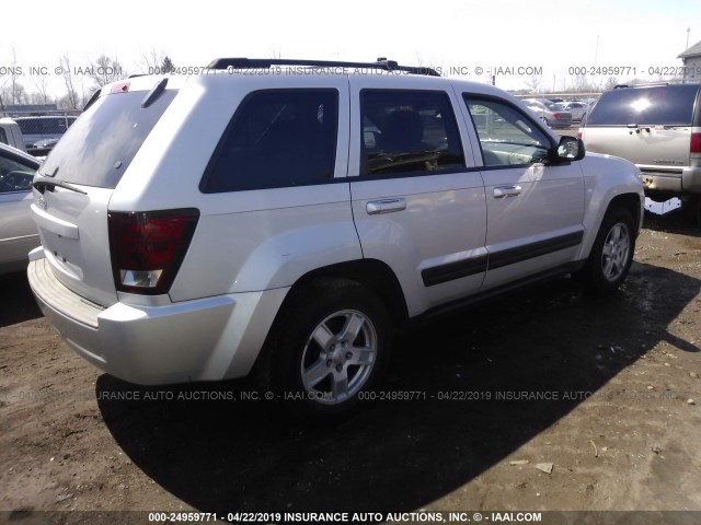 1J4GR48K66C121182 - 2006 JEEP GRAND CHEROKEE LAREDO/COLUMBIA/FREEDOM 银色 照片 4