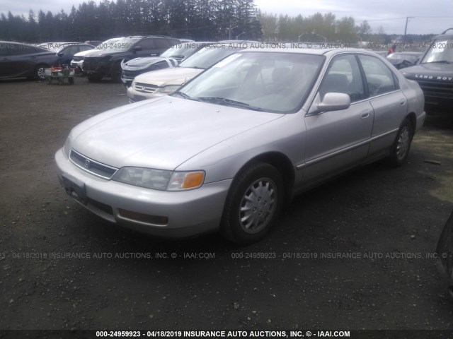 1HGCD5658TA024824 - 1996 HONDA ACCORD EX/EX-R TAN photo 2