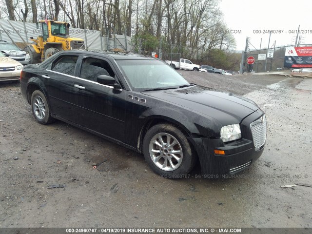 2C3JA43R15H635755 - 2005 CHRYSLER 300 BLACK photo 1