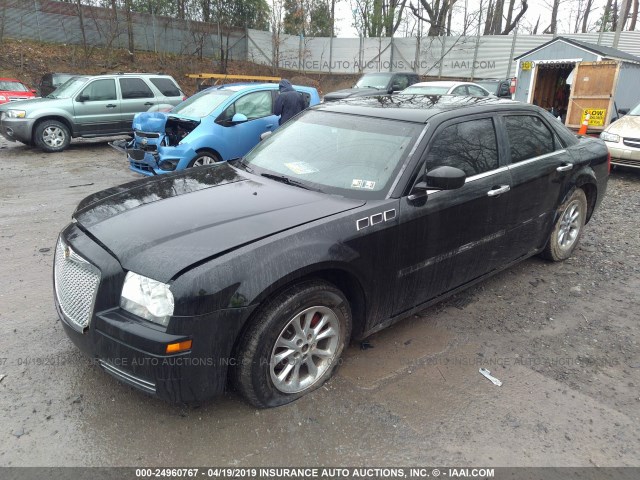 2C3JA43R15H635755 - 2005 CHRYSLER 300 BLACK photo 2