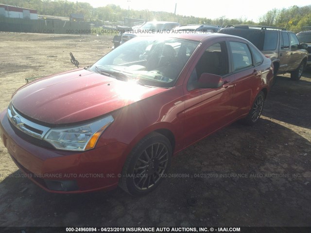 1FAHP36N39W257642 - 2009 FORD FOCUS SES RED photo 2