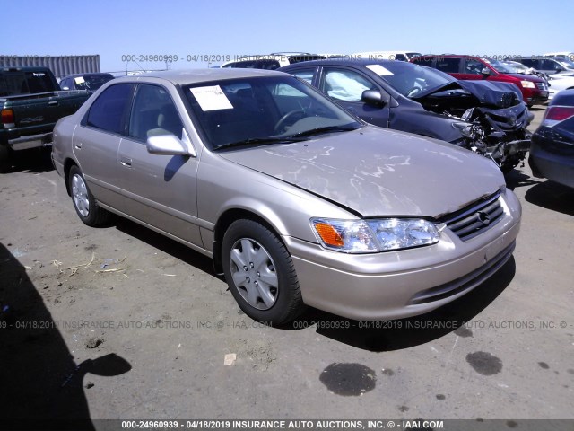 JT2BG22K1Y0481993 - 2000 TOYOTA CAMRY CE/LE/XLE BROWN photo 1