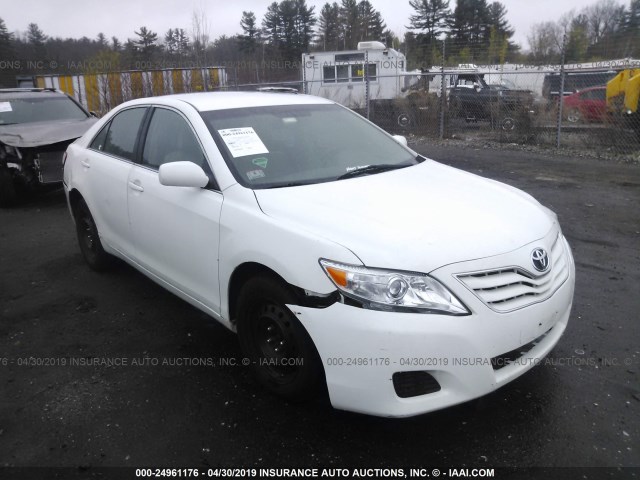 4T1BF3EKXAU553845 - 2010 TOYOTA CAMRY SE/LE/XLE WHITE photo 1