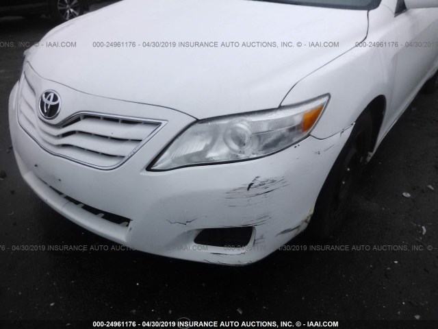 4T1BF3EKXAU553845 - 2010 TOYOTA CAMRY SE/LE/XLE WHITE photo 6