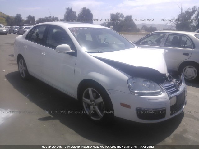 3VWRZ7AJ8AM155064 - 2010 VOLKSWAGEN JETTA SE/SEL WHITE photo 1