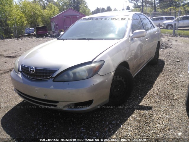 4T1BE32K74U915108 - 2004 TOYOTA CAMRY LE/XLE/SE GOLD photo 2