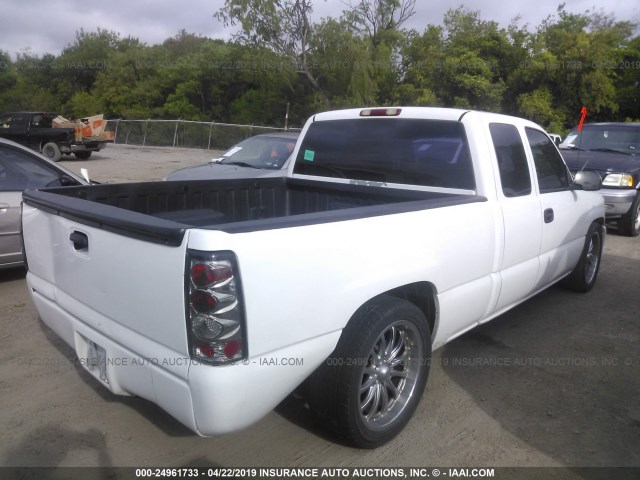 2GCEC19V121399381 - 2002 CHEVROLET SILVERADO C1500 WHITE photo 4