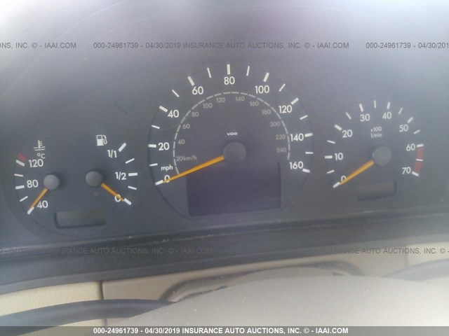 WDBJF70J22B443132 - 2002 MERCEDES-BENZ E 430 黑色 照片 7