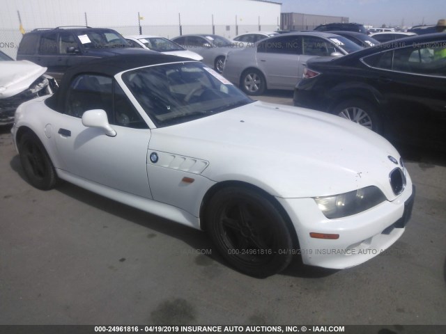 4USCH7325WLE06646 - 1998 BMW Z3 1.9 WHITE photo 1