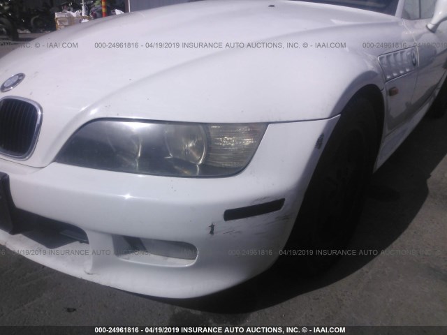 4USCH7325WLE06646 - 1998 BMW Z3 1.9 WHITE photo 6