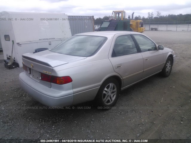 4T1BG22K21U797064 - 2001 TOYOTA CAMRY CE/LE/XLE 金色 照片 4