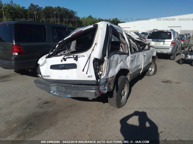 1FMZU63E7YZB47859 - 2000 FORD EXPLORER XLT WHITE photo 4