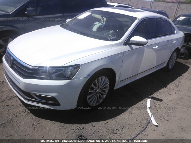 1VWBT7A35GC021062 - 2016 VOLKSWAGEN PASSAT SE WHITE photo 2