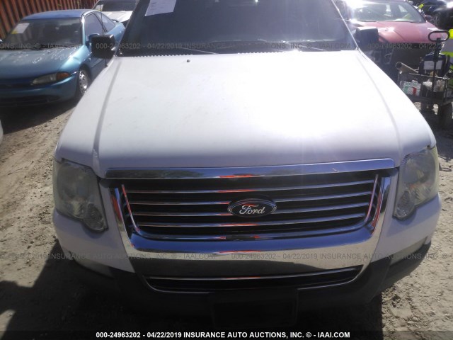 1FMEU63E57UA75795 - 2007 FORD EXPLORER XLT WHITE photo 6