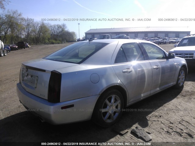1G6DC67A650190486 - 2005 CADILLAC STS SILVER photo 4