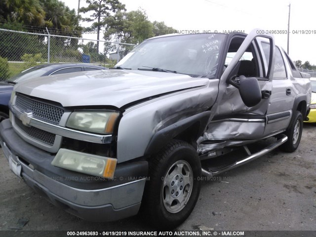 3GNEC12T54G256430 - 2004 CHEVROLET AVALANCHE C1500 SILVER photo 6