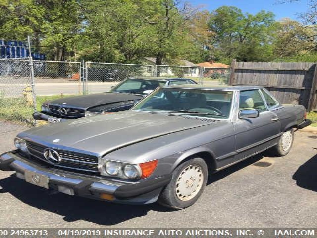 WDBBA48D1JA081122 - 1988 MERCEDES-BENZ 560 SL GRAY photo 2