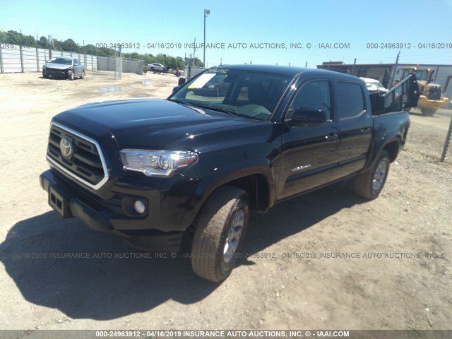 3TMAZ5CN5JM062653 - 2018 TOYOTA TACOMA DBL CAB/SR5/TRD SPORT/OR BLACK photo 2