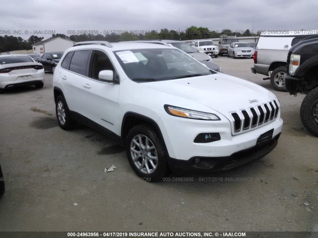 1C4PJLCB3GW149200 - 2016 JEEP CHEROKEE LATITUDE WHITE photo 1